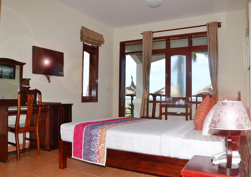 LITTLE PARIS RESORT